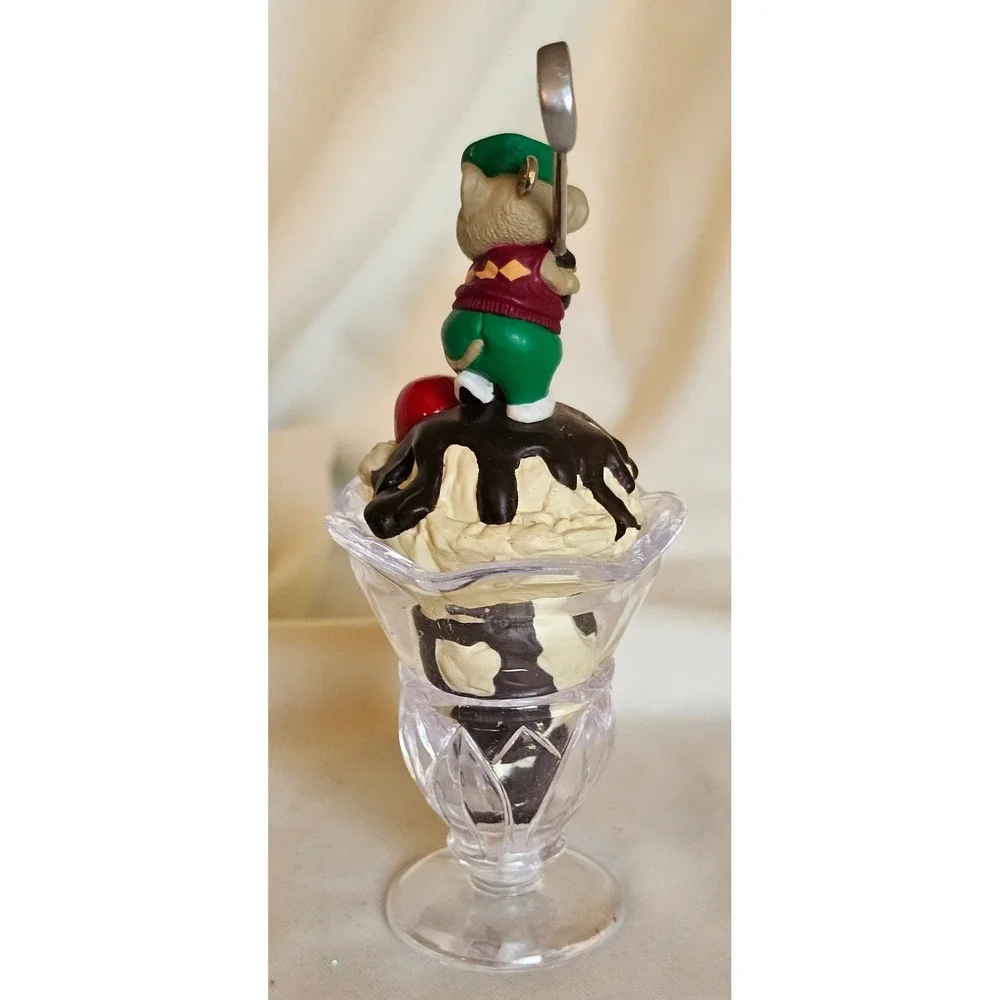 VTG Hallmark Keepsake Ornament 1999 Mouse Golfing on Ice Cream Sundae